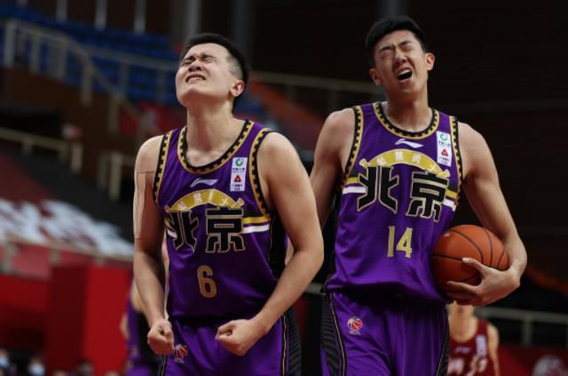 伊人狼人综合网